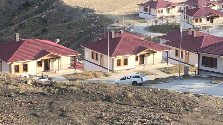 Yusufeli'nde İşhan köyünün yeni yerleşim yerine taşınma süreci başladı G3