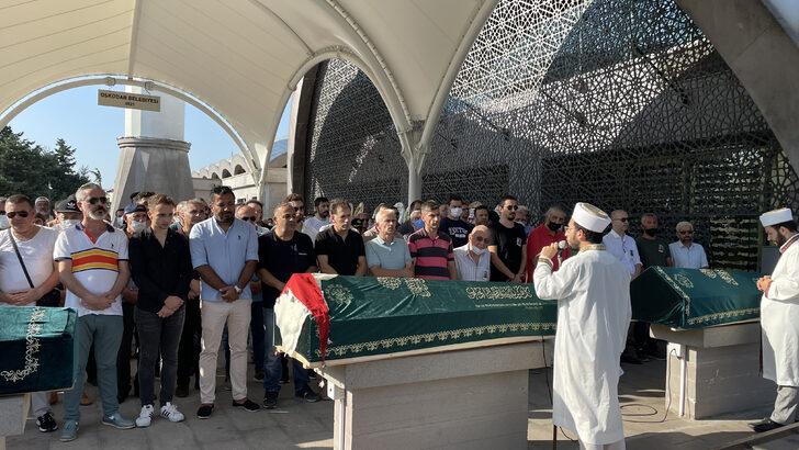 Kadıköy'de öldürülen Elif Mihriban Arduç son yolculuğuna uğurlandı G1