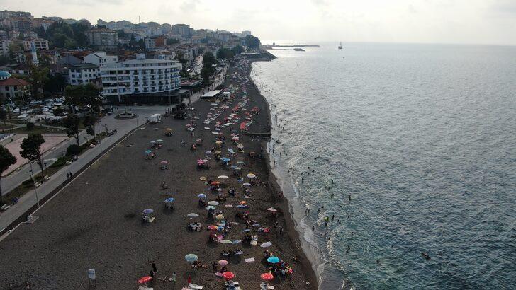 Düzce'de sıcaktan bunalanlar hafta sonu sahillerde yoğunluk oluşturdu G1