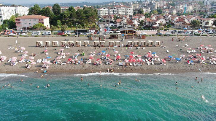 Düzce'de sıcaktan bunalanlar hafta sonu sahillerde yoğunluk oluşturdu G4