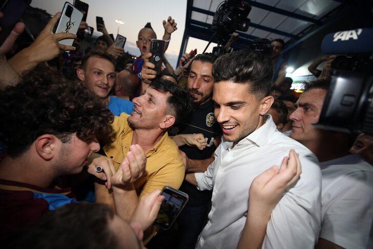 Trabzonspor'un transfer görüşmesi yaptığı Bartra ve Lahtimi, Trabzon'a geldi G3