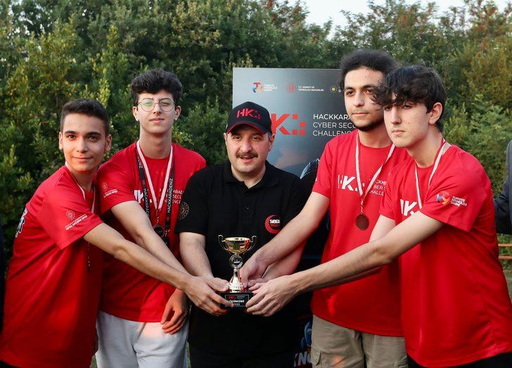 Bakan Varank, Zonguldak'taki HackKaradeniz yarışmasının finalinde konuştu: G3