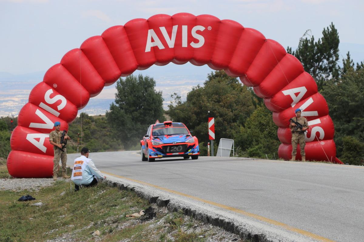 100. Yıl Tırmanma Yarışı K&uuml;tahya'da yapıldı