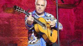 Grup Gipsy Kings ve baş solisti Nicolas Reyes, Aspendos Antik Tiyatrosu'nda sahne aldı