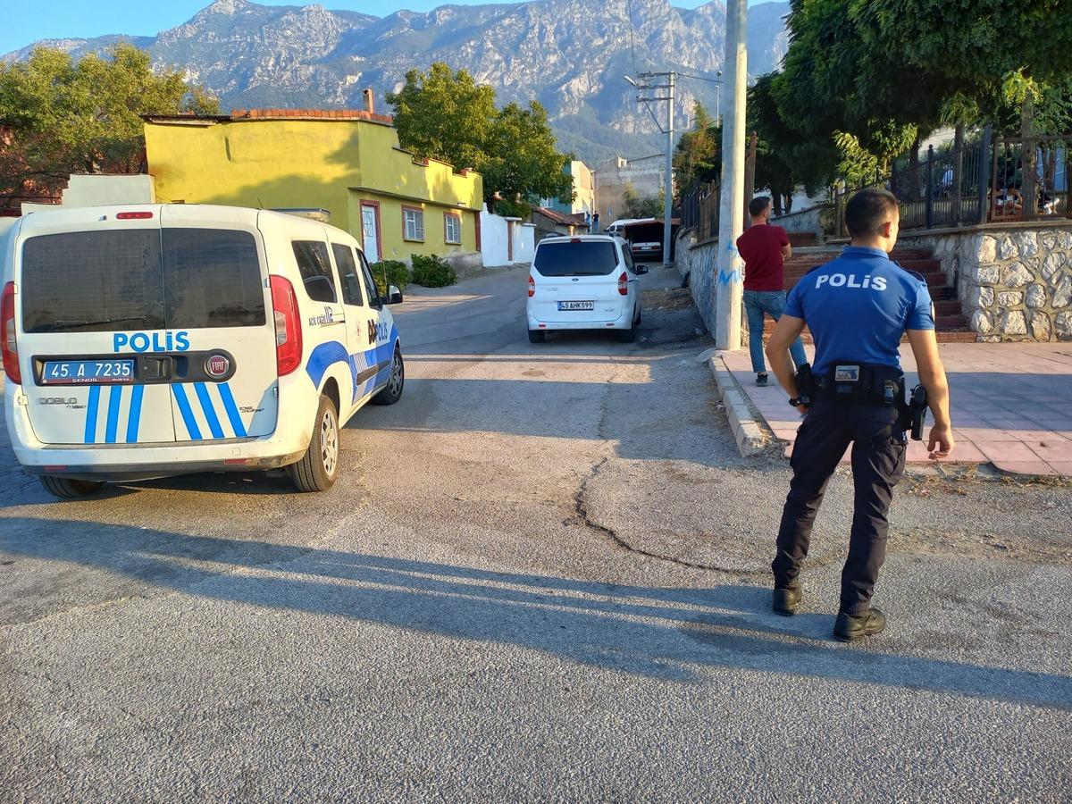 Manisa'daki silahlı kavgada 1 kişi ağır yaralandı