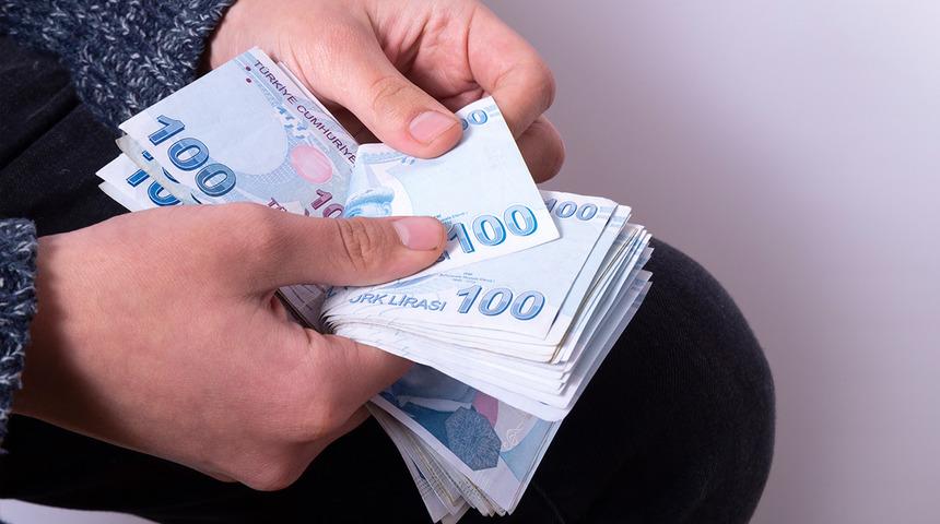 Emekli promosyon ücretleri 8 bin TL’ye dayandı! Bankalar adeta birbiri ile yarışıyor… (2022 güncel emekli promosyon ödemeleri)