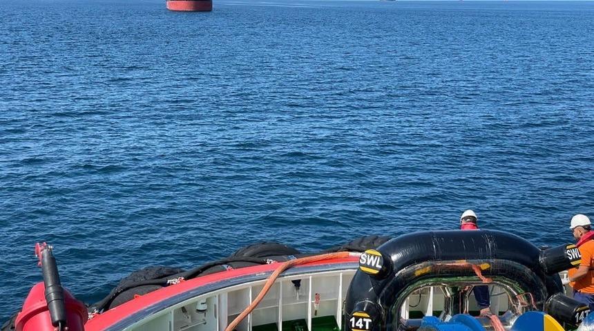 Çanakkale Boğazı'nda arızalanan gemiye müdahale edildi