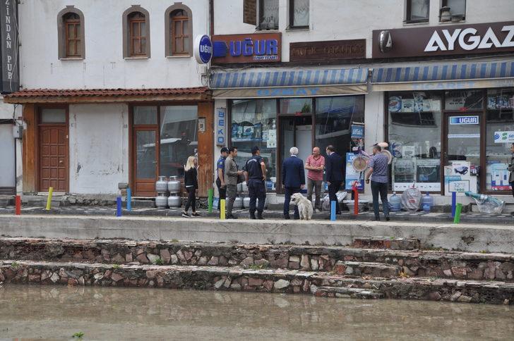 Mudurnu'da sel hasara neden oldu G4