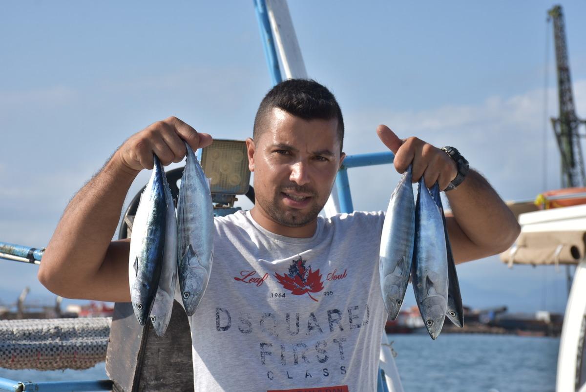 Sinop'ta sezonun ilk palamutları tezgahlardaki yerini aldı