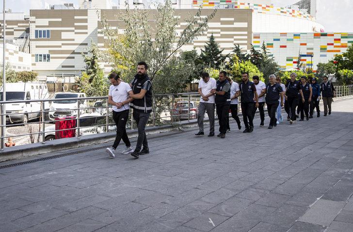 Banyo topu dolandırıcılığının zanlıları adliyeye sevk edildi G1