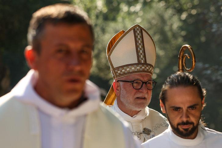 İzmir'deki Meryem Ana Evi'nde "Meryem Ana'nın Göğe Yükseliş Günü" ayini yapıldı G5