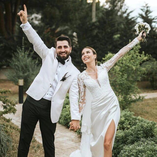 Kafalar grubunun üyesi Bilal Hancı ve eşi Esin Çepni'den evliliklerine ikinci şans!