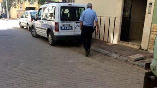 Annesini karnından bıçakladı