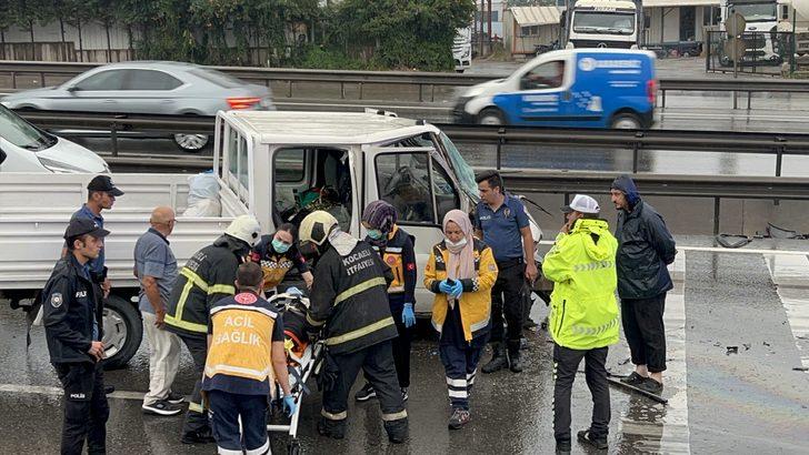 Kocaeli'de zincirleme trafik kazasında 4 kişi yaralandı G1