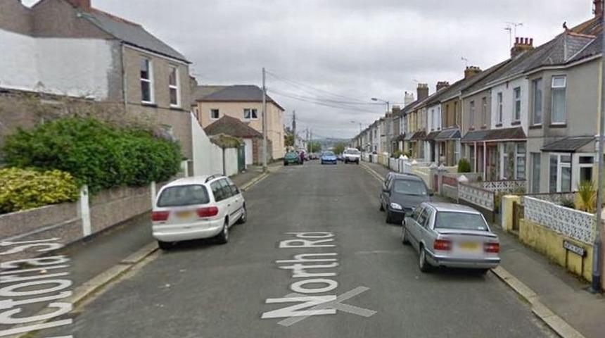 Cinsel ilişki seslerinden rahatsız oldu! Sosyal medyadan komşularını ifşa etti