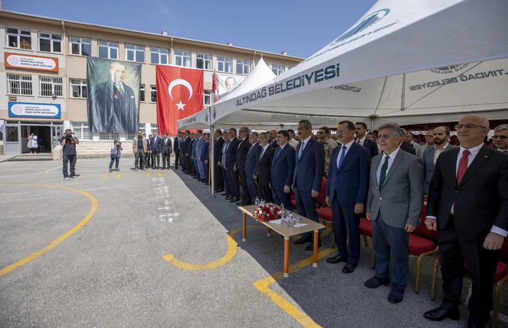 Milli Eğitim Bakanı Mahmut Özer, Prof. Dr. Erol Göka Kütüphanesi'nin açılışında konuştu: G2