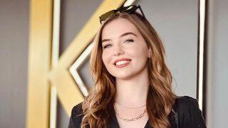 Sihirli Annem'in Ceren'i Gizem Güven süper mini elbisesiyle rüzgar gibi esti!