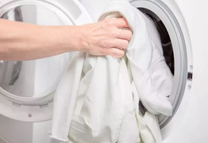 Beyazları çok daha beyazlatmak mümkün! Çamaşırlarınız için bu yöntemi deneyebilirsiniz, Kararmış çamaşırlar nasıl beyazlatılır?