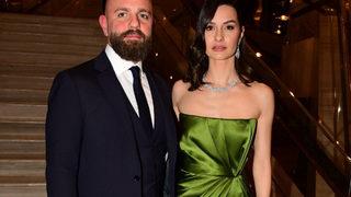 Yasemin Özilhan ve İzzet Özilhan'ın ayrıldıkları konuşuluyordu! Fotoğraflı yanıt