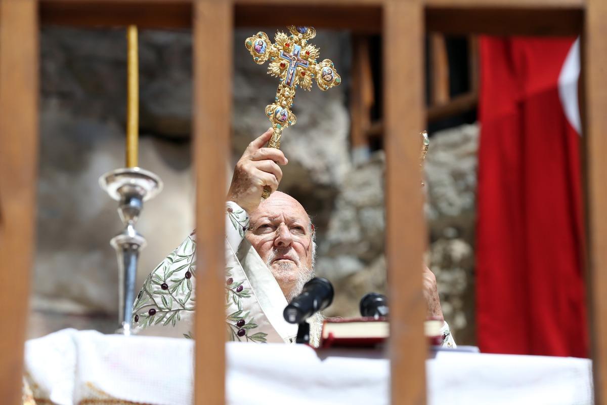 S&uuml;mela Manastırı'nda 9. ayin ger&ccedil;ekleştirildi