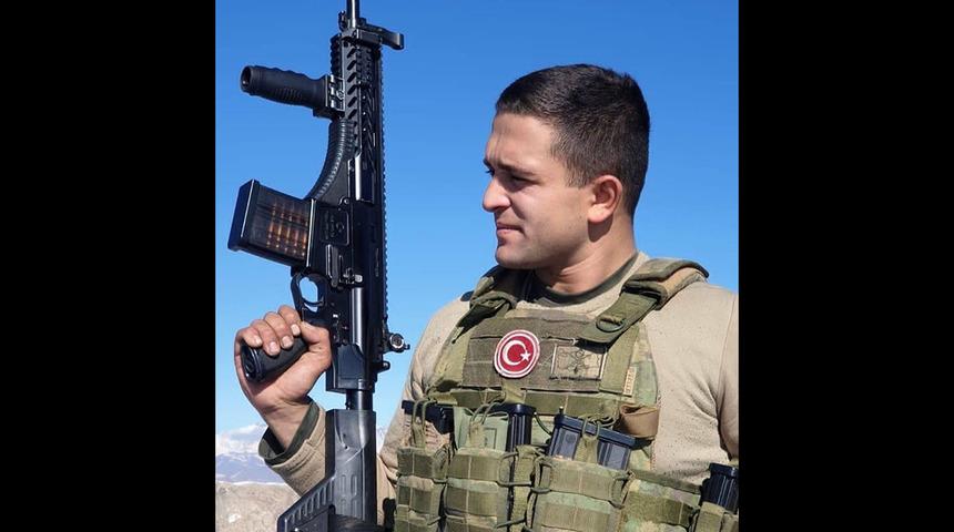 Son Dakika: Hakkari'den acı haber! 1 askerimiz şehit oldu