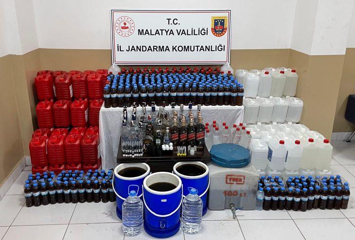 Malatya'da kaçak içki operasyonunda 2 şüpheli yakalandı