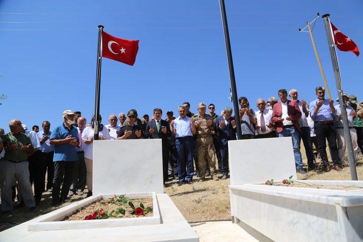 Tunceli'de teröristlerce şehit edilen 6 sivil ve 2 güvenlik korucusu anıldı G2