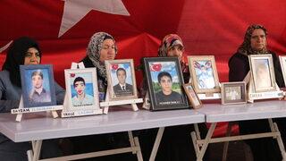 Diyarbakır anneleri evlatlarını istiyor