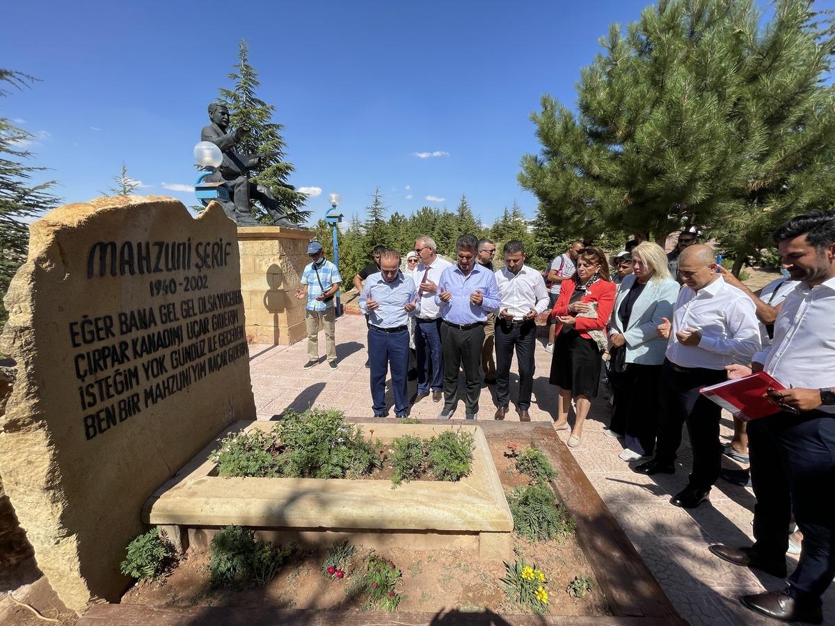 TDP Genel Başkanı Sarıg&uuml;l, Hacı Bektaş Veli M&uuml;zesi ve T&uuml;rbesi'ni ziyaret etti