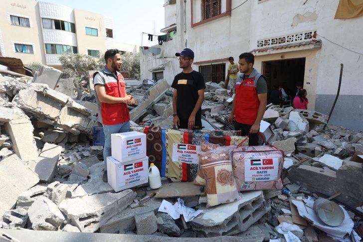 Sadakataşı Derneğinden Gazze'ye insani yardım G4