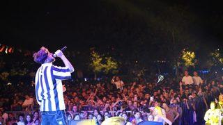 Sefo konserinde ortalık karıştı! Ünlü rapçi kavgaya sahneden müdahale etti