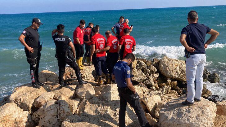 Mersin'de denizde boğulma tehlikesi geçiren kişi tedavi gördüğü hastanede öldü