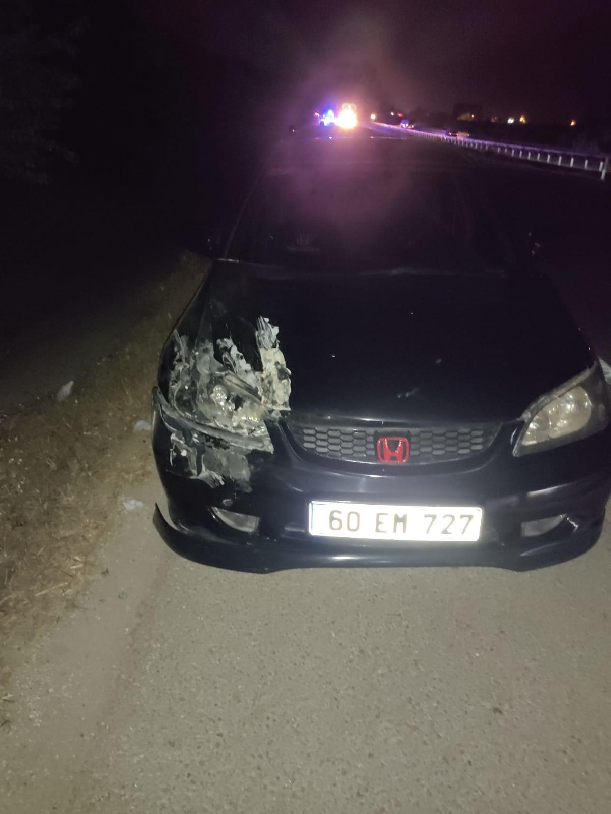 Tokat'ta iki otomobil &ccedil;arpıştı, 7 kişi yaralandı