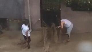 Ev sahibinin çaresizliği kamerada! Evden nehir gibi su aktı