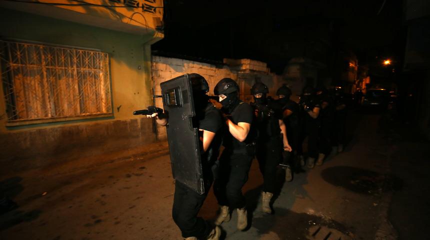 Adana'da şafak vakti DEAŞ operasyonu! Çok sayıda gözaltı