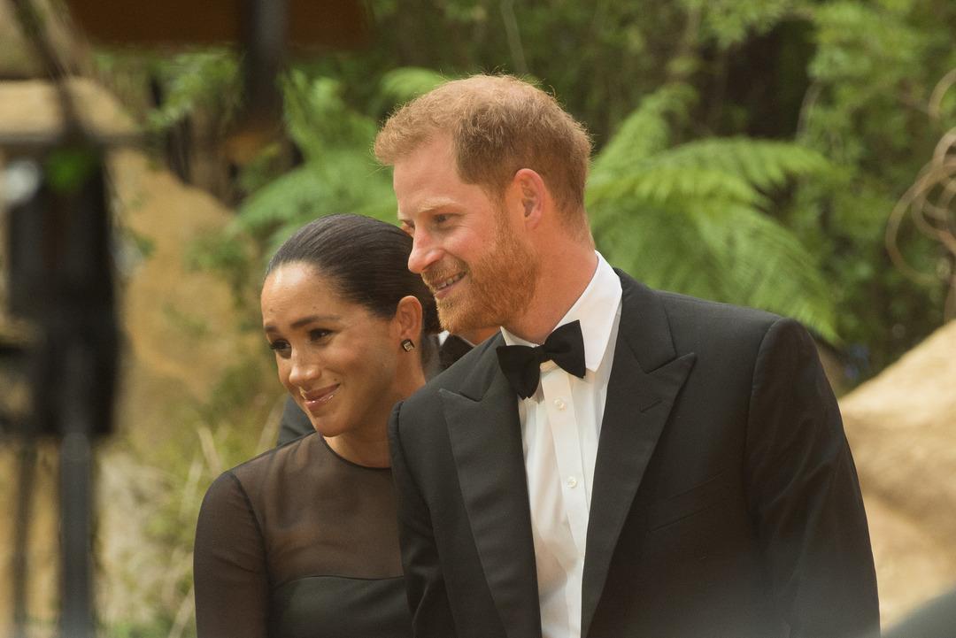 Resmi olarak a&ccedil;ıklandı: Meghan ve Harry İngiltere'ye geri d&ouml;n&uuml;yor