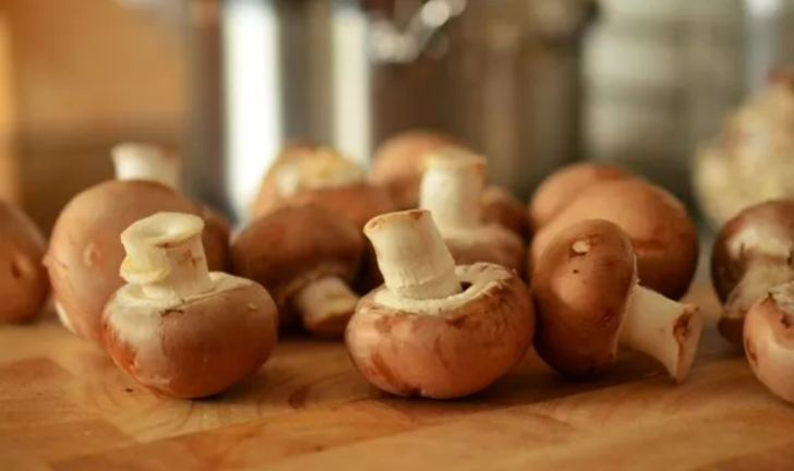 Sakın tekrardan ısıtmayın! Resmen zehir saçıyor, Isıtılınca zehirleyen yiyecekler nelerdir? G5