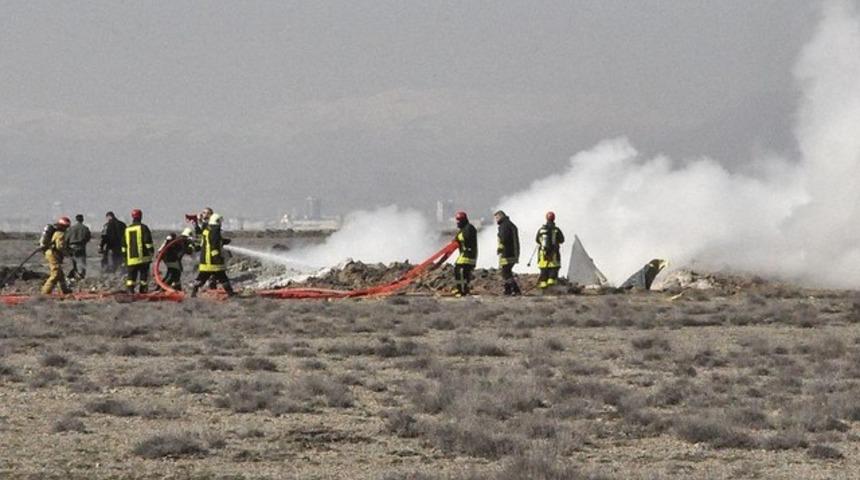 Savunma Bakanı: Kazanın nedeni pilotaj hatası