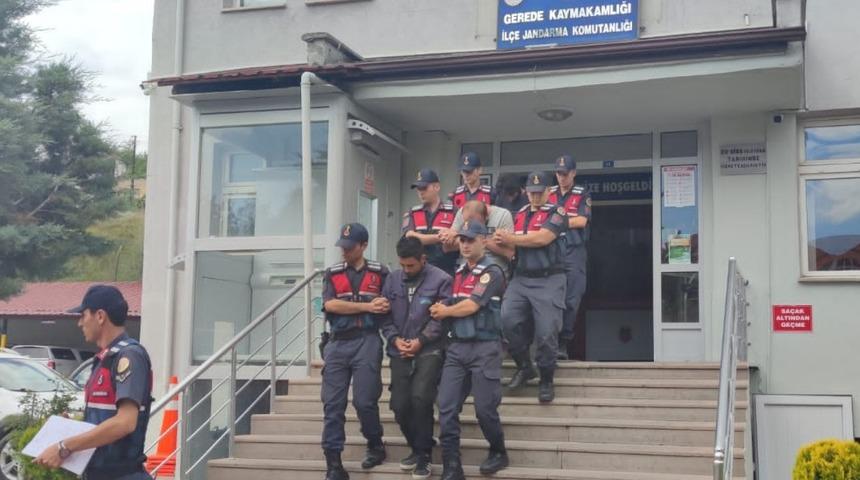 Bolu'da köylerde kablo hırsızlığı yapan 3 şüpheli tutuklandı