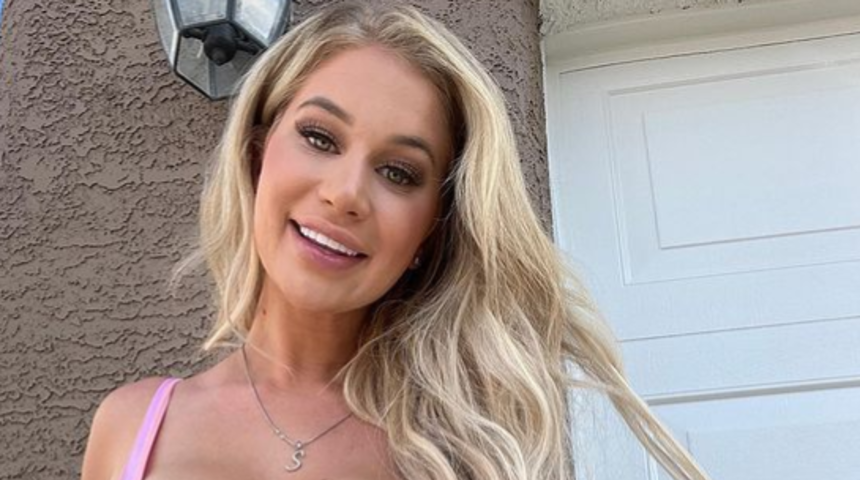 Sosyal medya fenomeni Stella Andrews’un üçlü ilişki itirafı herkesi şoke etti! “Üvey annemi sevgilime hediye ettim”