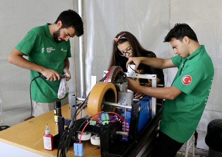 Hyperloop Geliştirme Yarışması Kocaeli'de sürüyor G1