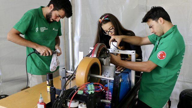 Hyperloop Geliştirme Yarışması Kocaeli'de sürüyor