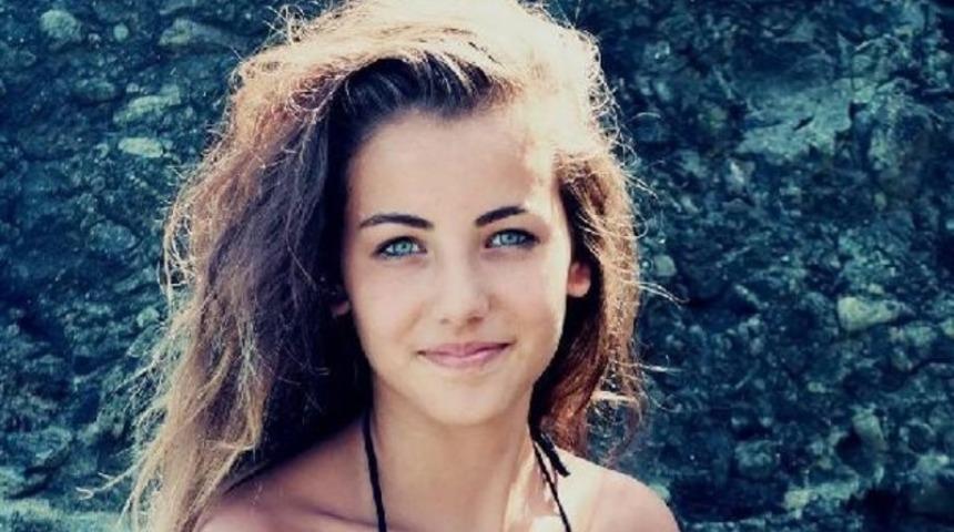 Kulağında kulaklık vardı, arkasından gelen treni duymadı