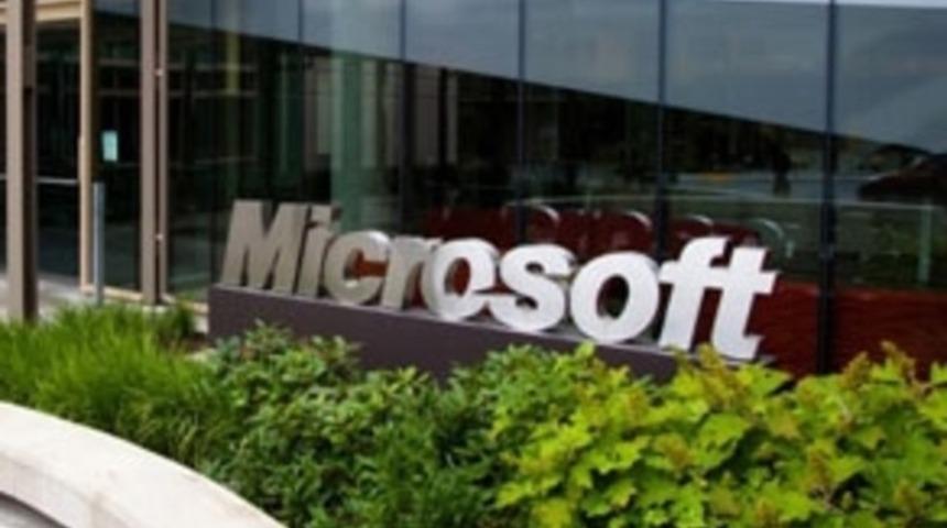 Microsoft tarihi bir başarıya imza attı
