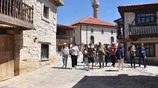 Büyük Taarruz'un 100. yılı dolayısıyla şehit ve gazi çocukları Kocatepe'yi gezdi