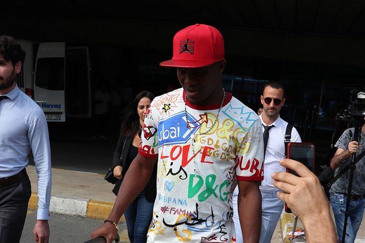 SON DAKİKA: 'Bu iş bitti' Nwakaeme için son adım! İşte Galatasaray'a geliş tarihi... Anthony Nwakaeme kimdir, nereli, kaç yaşında? Nwakaeme Galatasaray'a mı geliyor? G4