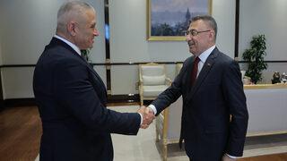 Cumhurbaşkanı Yardımcısı Oktay, KKTC Çalışma ve Sosyal Güvenlik Bakanı Taçoy'u kabul etti