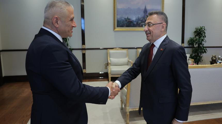 Cumhurbaşkanı Yardımcısı Oktay, KKTC Çalışma ve Sosyal Güvenlik Bakanı Taçoy'u kabul etti