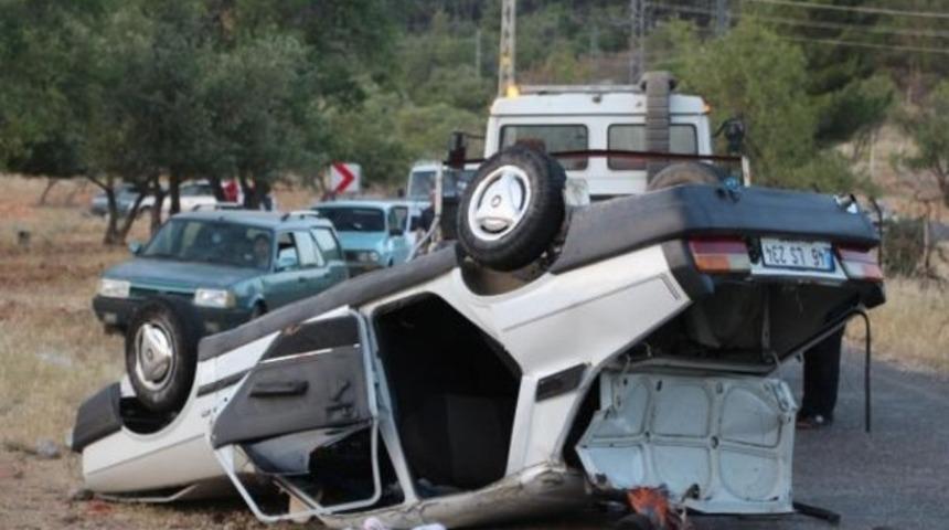 Kahramanmaraş'ta otomobil devrildi: 8 yaralı