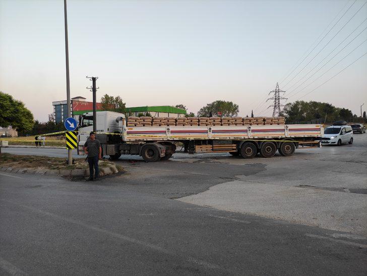 Büyükçekmece'de tırın çarptığı bisikletli çocuk ağır yaralandı G2